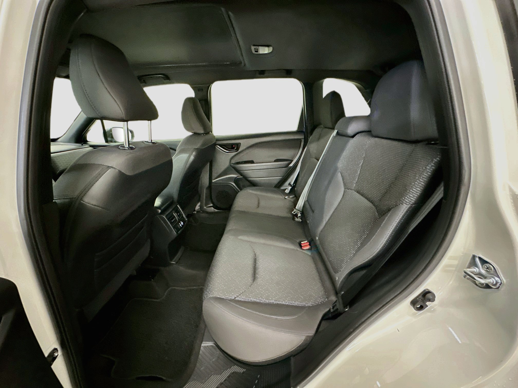 Used 2025 Subaru Forester Premium AWD/4WD image 29