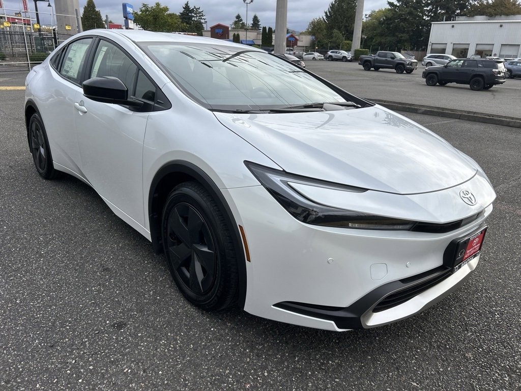 New 2026 Toyota Prius Plug-In Hybrid image 3