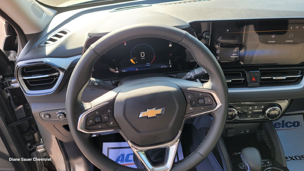 Used 2025 Chevrolet TrailBlazer LT w/ Convenience Package FWD image 20