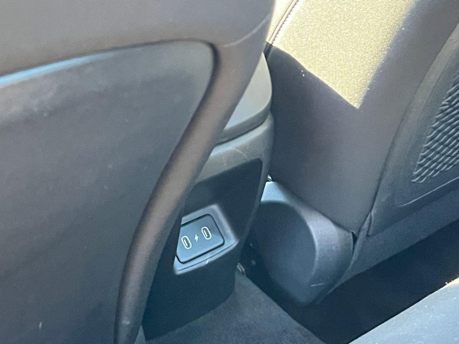 Used 2025 Hyundai Elantra SEL image 25