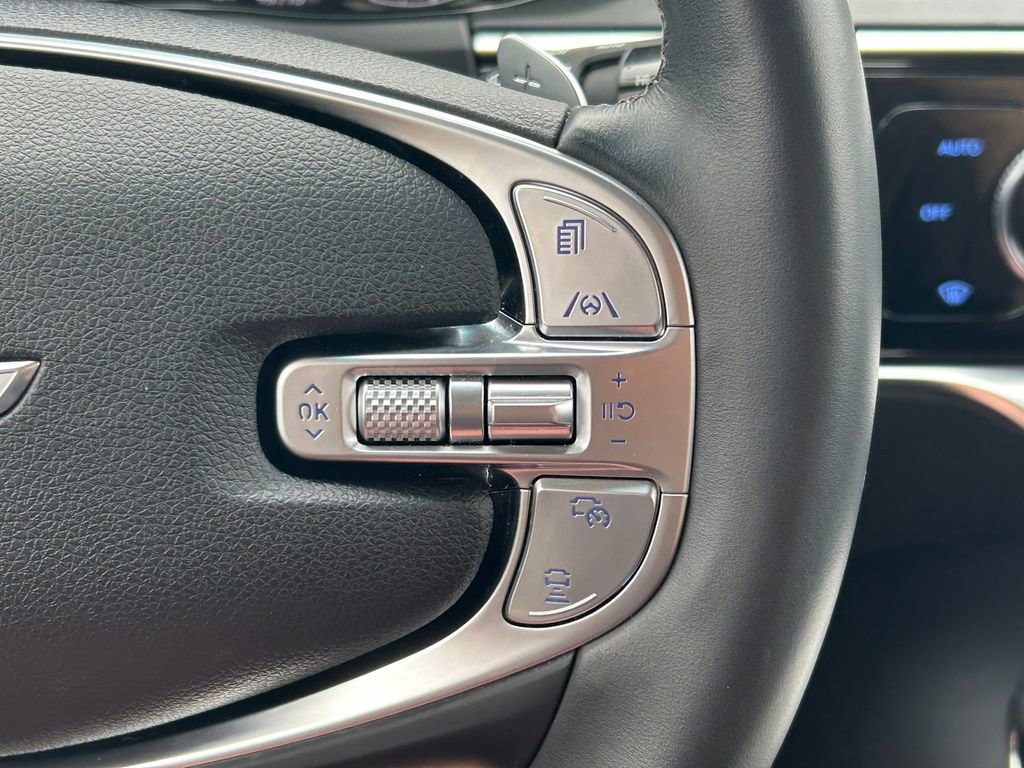 Used 2025 Genesis GV70 2.5T image 37