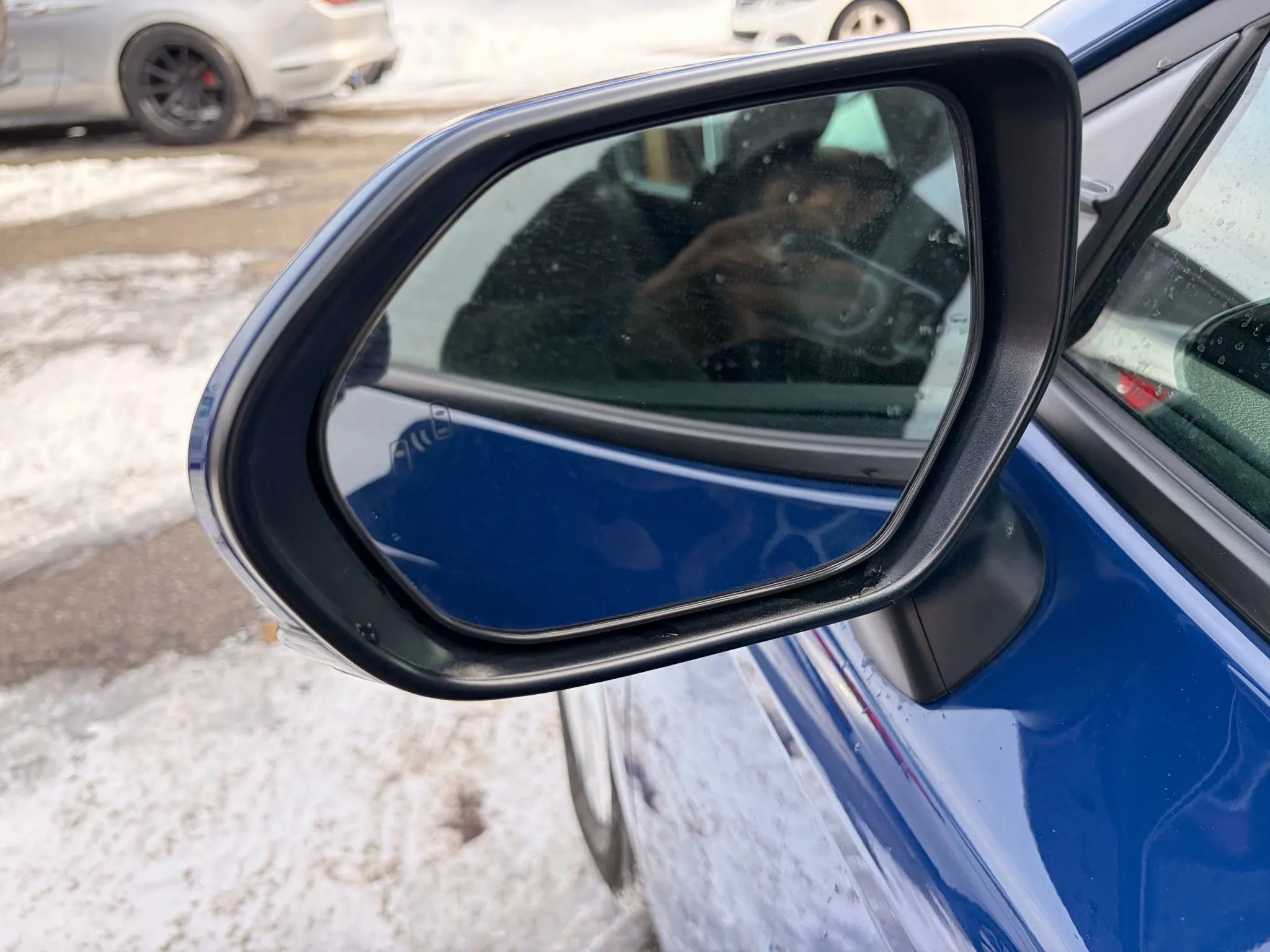 Used 2025 Toyota Camry SE image 32