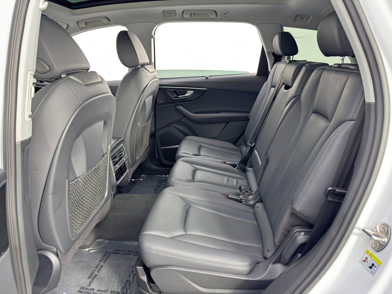 Used 2022 Audi Q7 Premium Plus image 40