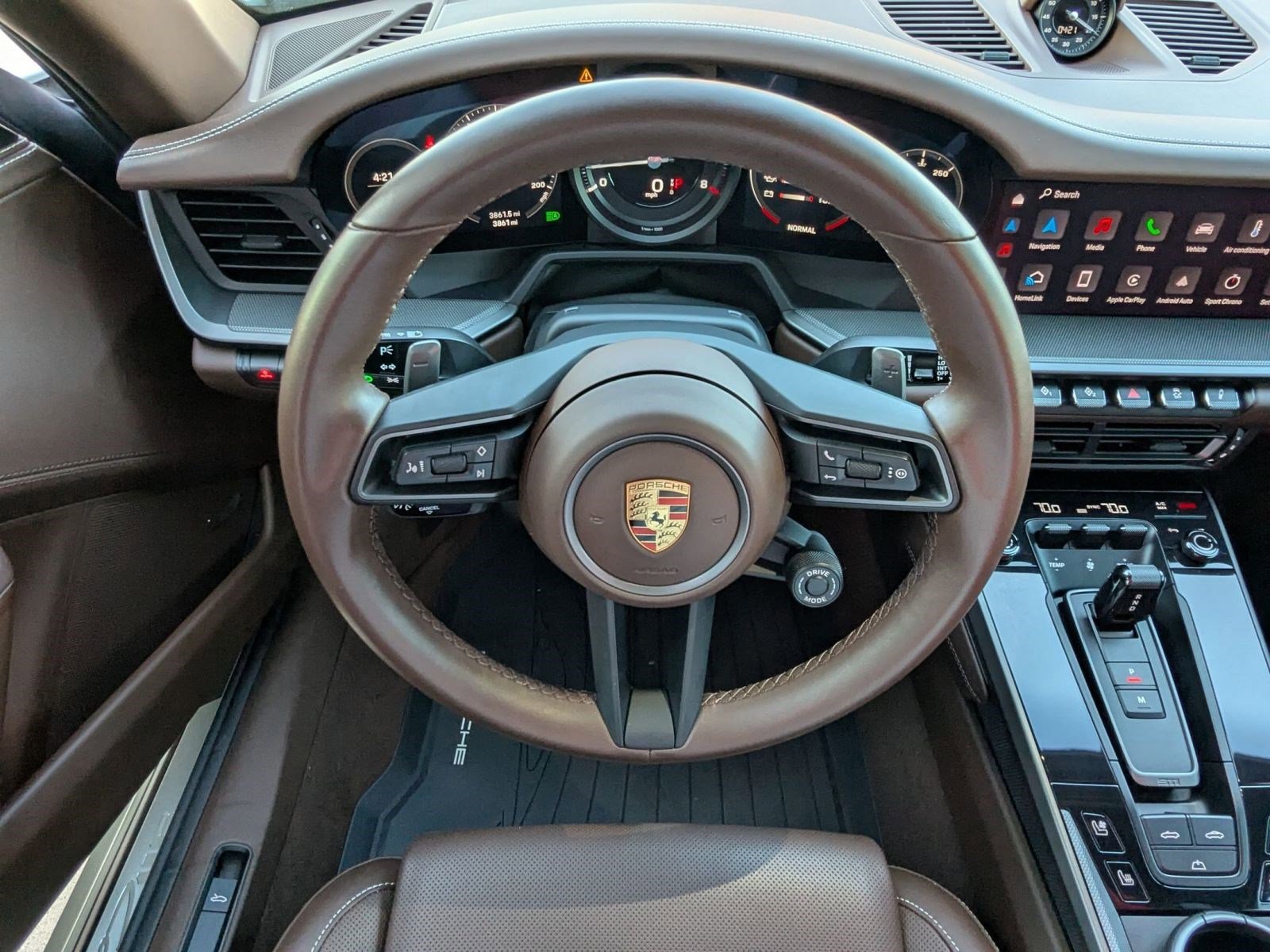 Used 2024 Porsche 911 Carrera image 17