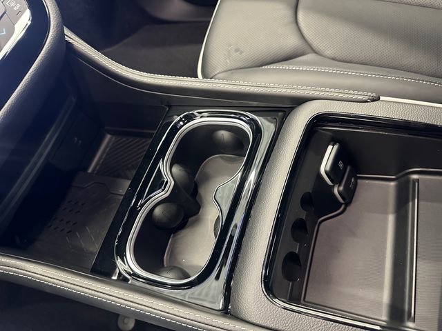 New 2026 Chrysler Pacifica Limited w/ S Appearance Package image 37