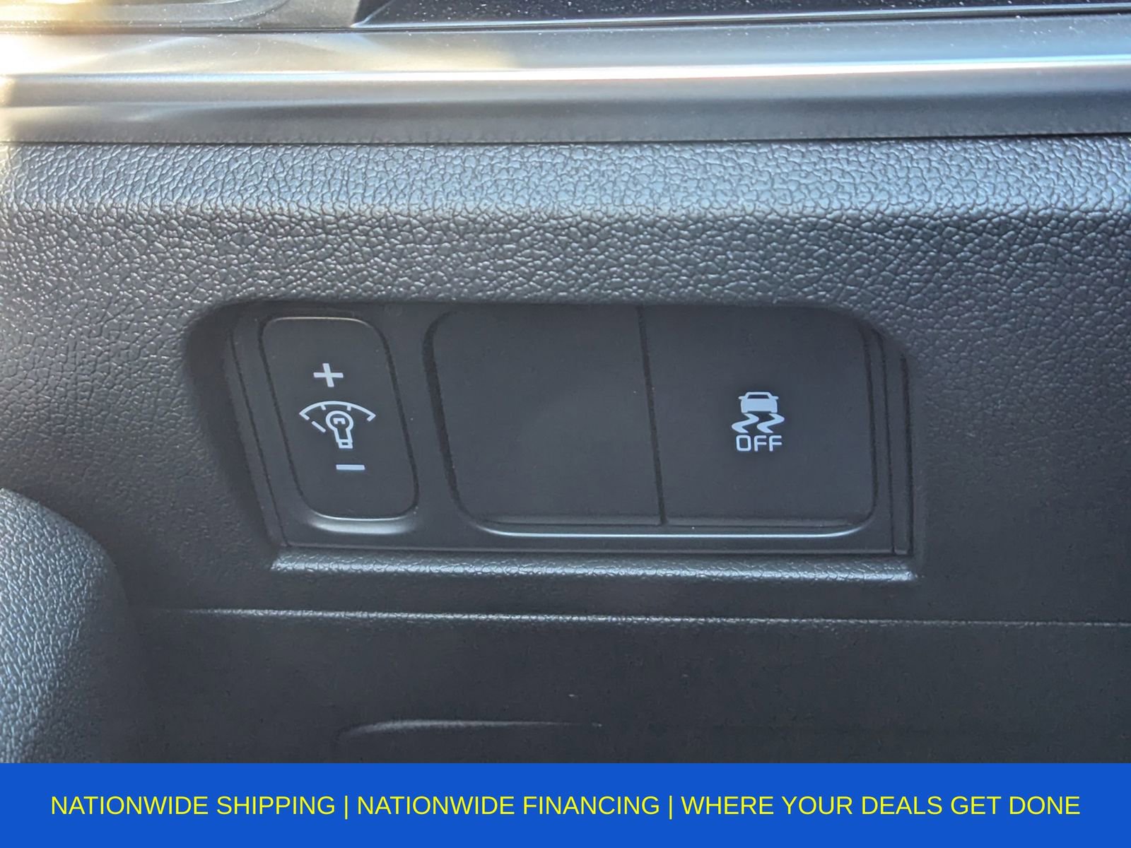 Used 2025 Kia Sorento S image 37