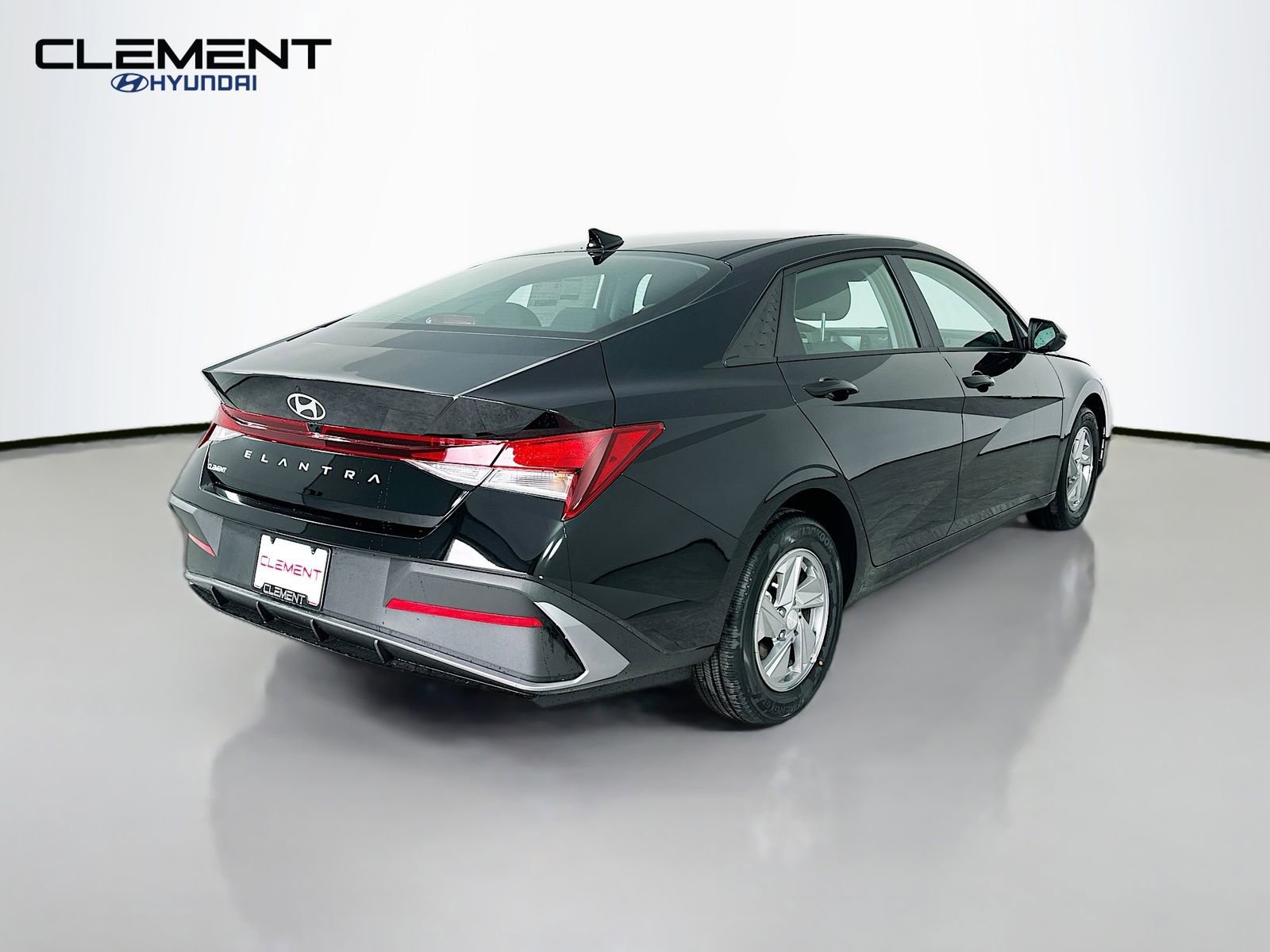New 2026 Hyundai Elantra SE FWD image 6
