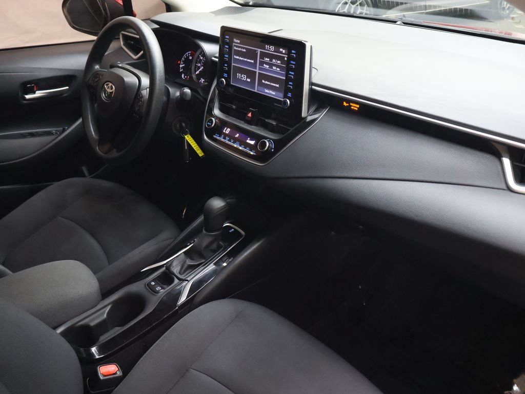 Used 2021 Toyota Corolla LE FWD image 10