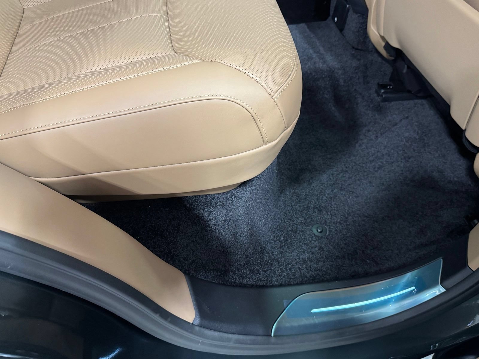 New 2026 Land Rover Range Rover SE AWD/4WD image 47
