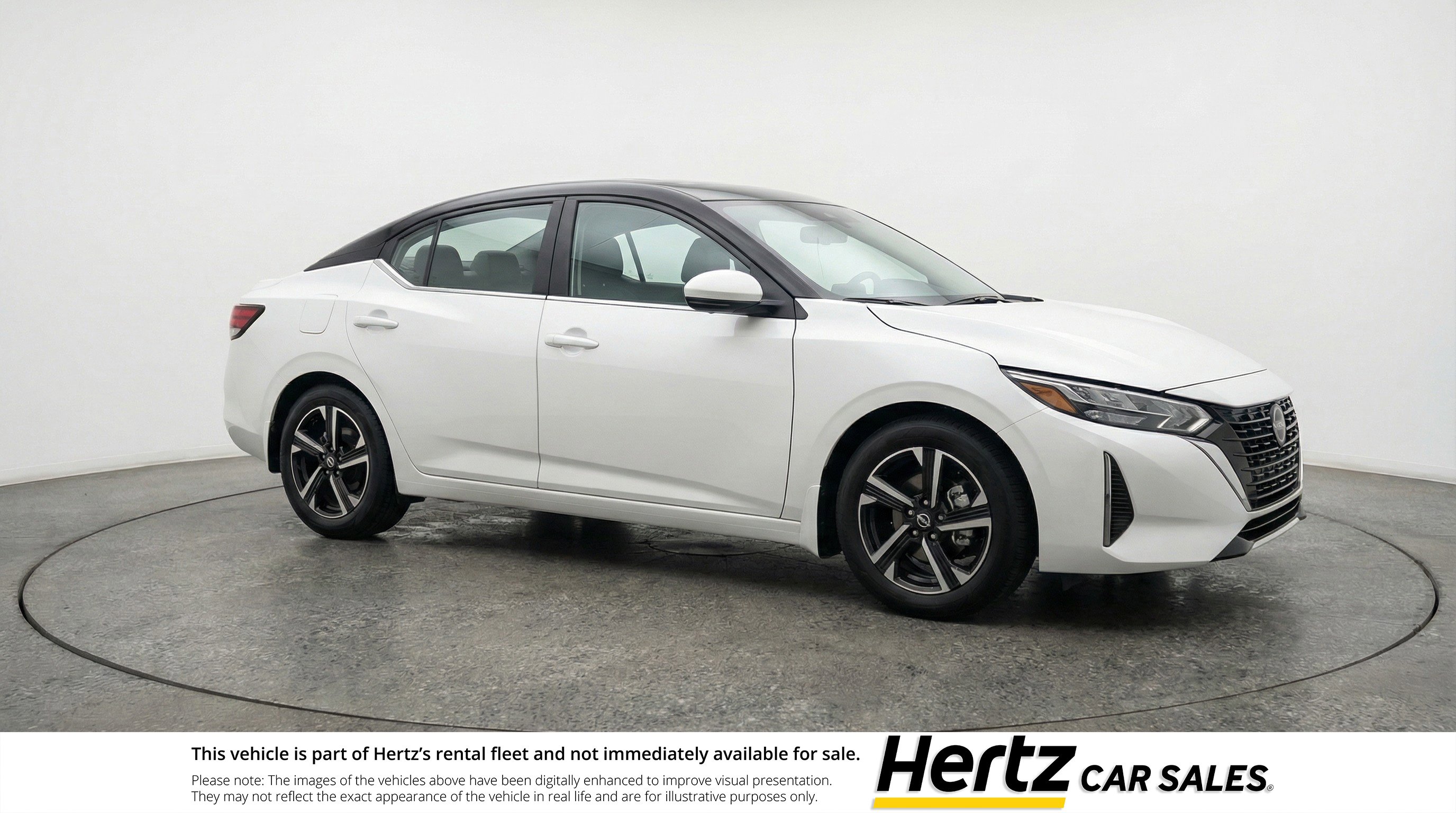 Used 2025 Nissan Sentra SV image 1