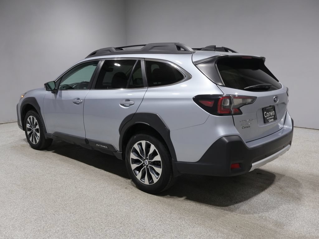 Used 2023 Subaru Outback Limited AWD/4WD image 4