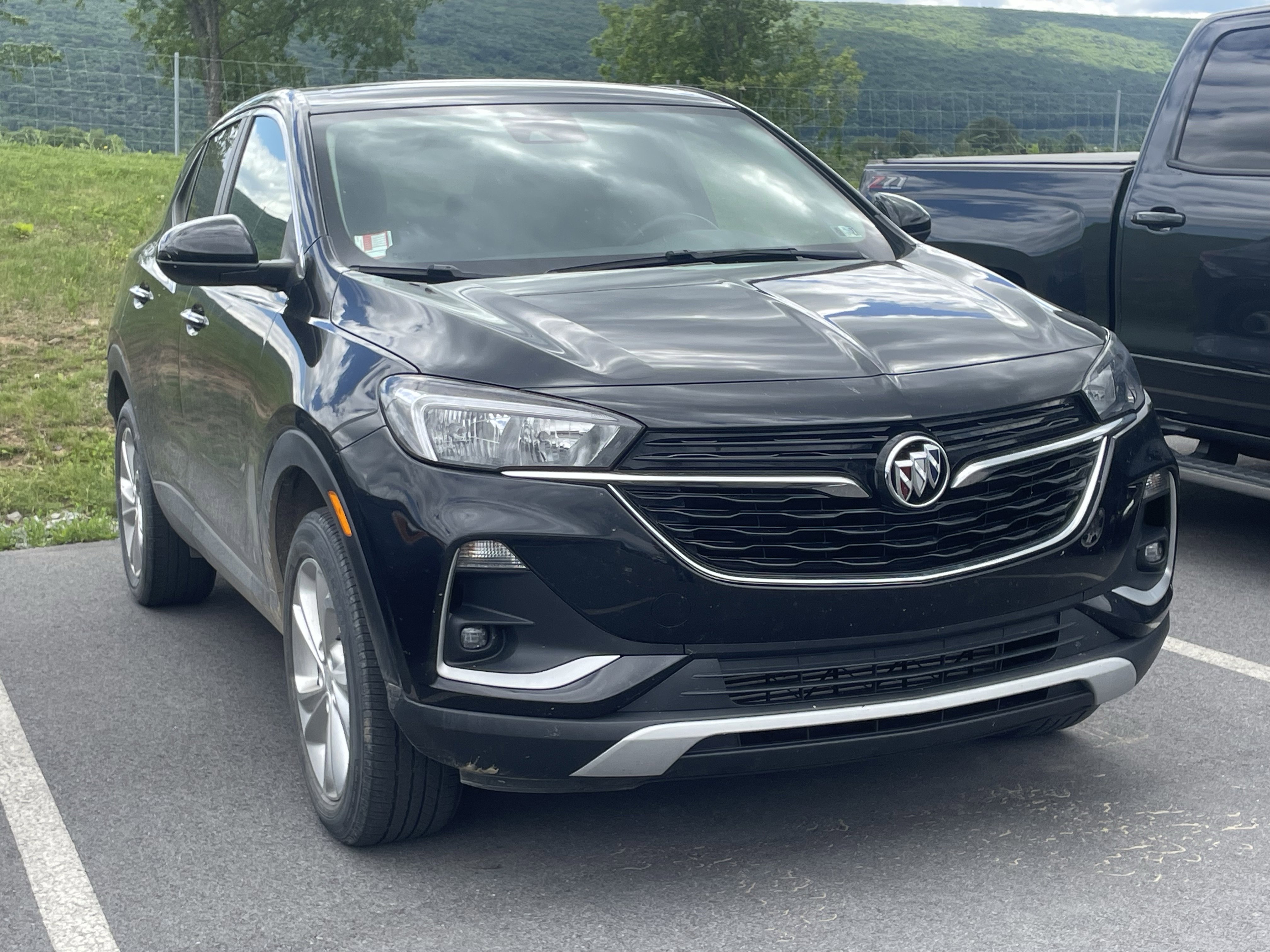 Used 2022 Buick Encore GX Preferred w/ Cold Weather Comfort Package AWD/4WD video 1