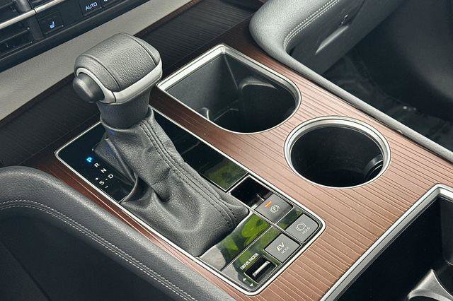 Certified 2023 Toyota Sienna XLE image 27