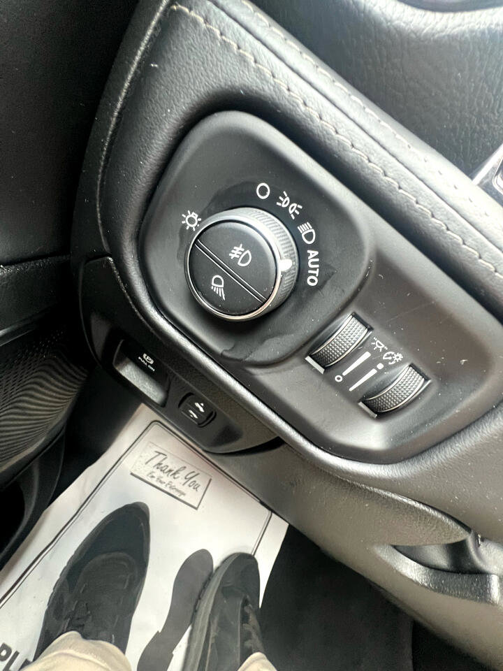 Used 2023 RAM 1500 Limited w/ Night Edition image 22