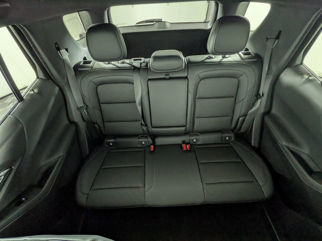 New 2026 Chevrolet Equinox LT w/ Convenience Package II image 30