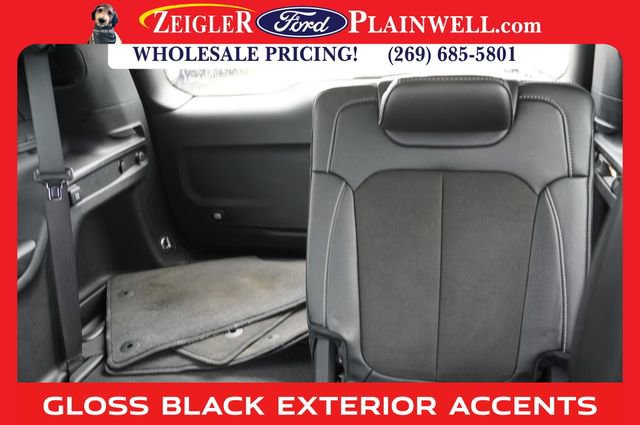 Used 2023 Jeep Grand Cherokee L Laredo image 13