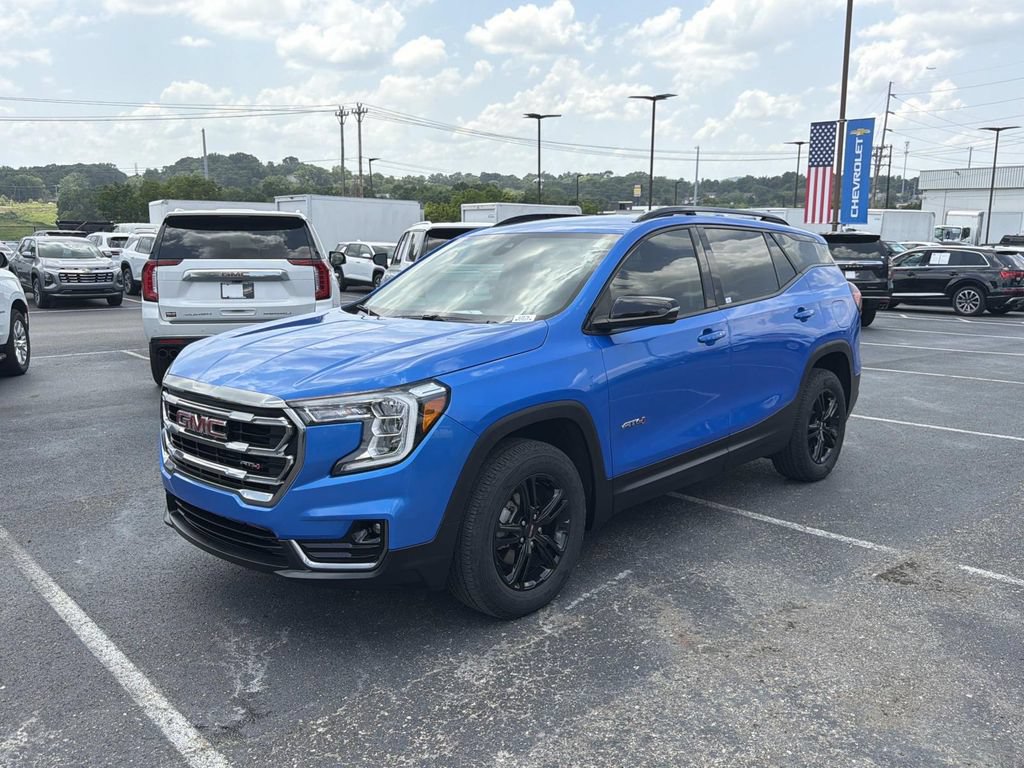 Used 2024 GMC Terrain AT4 AWD/4WD image 7