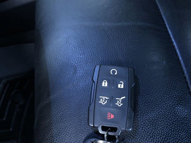 Used 2019 Chevrolet Suburban LT image 25