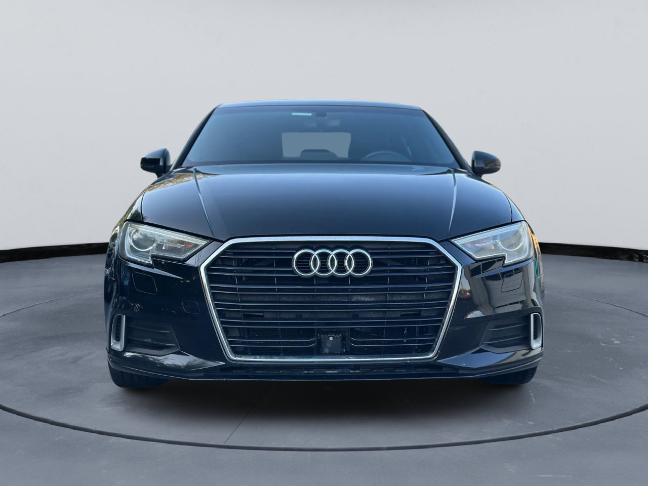 Used 2018 Audi A3 2.0T Premium image 2