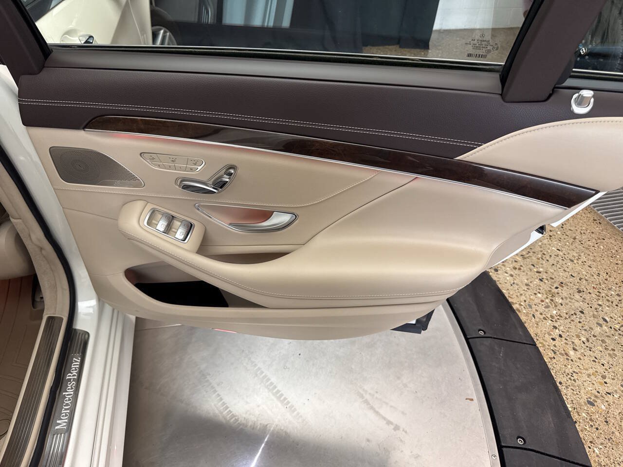 Used 2016 Mercedes-Benz S 550 4MATIC Sedan image 37