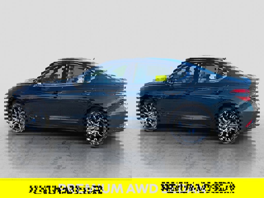 Used 2024 Genesis G70 2.5T image 2