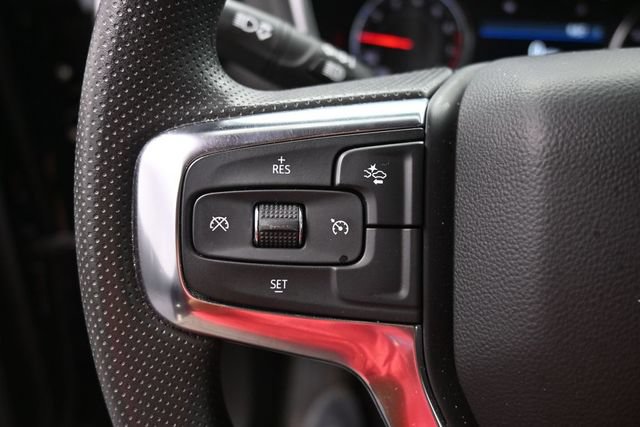 Used 2025 Chevrolet Blazer LT FWD image 28