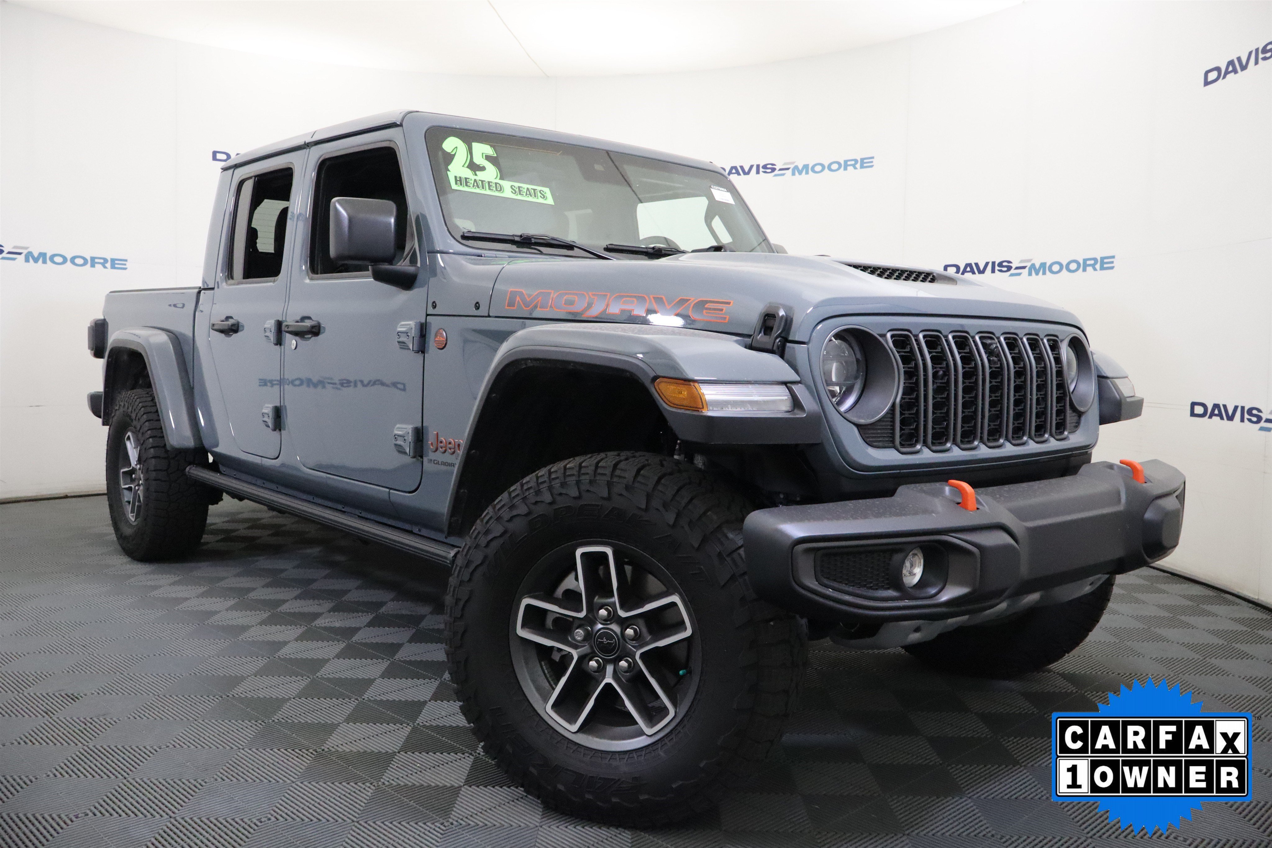 Used 2025 Jeep Gladiator Mojave w/ Safety Group AWD/4WD image 2