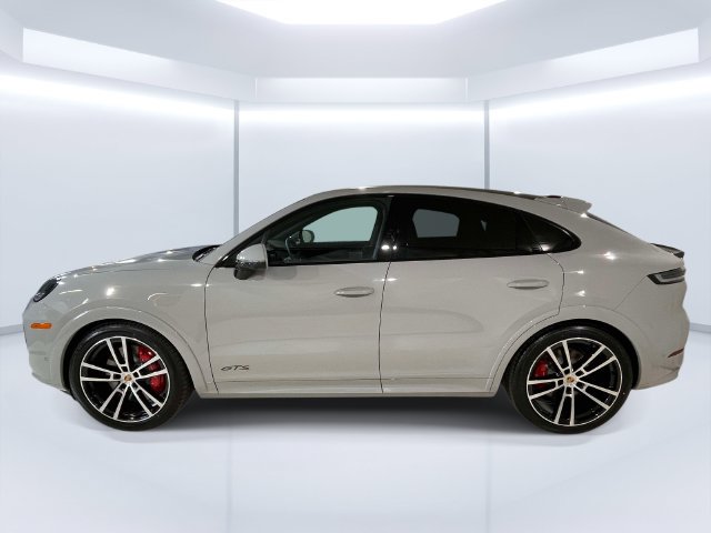 New 2026 Porsche Cayenne GTS AWD/4WD image 4