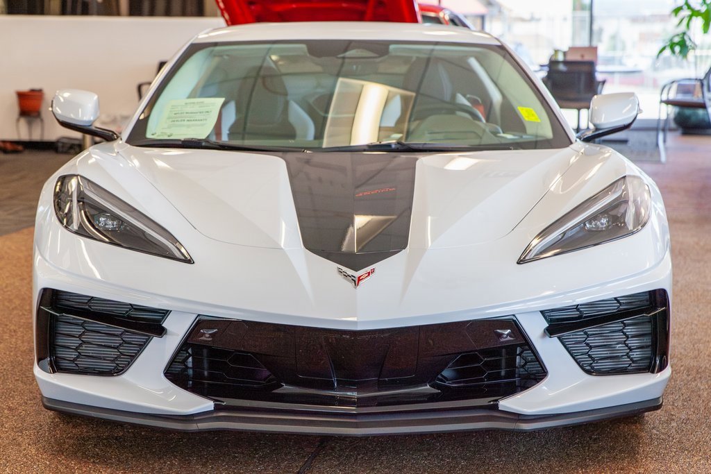 Used 2024 Chevrolet Corvette Stingray Premium Conv w/ Z51 Performance Package image 3