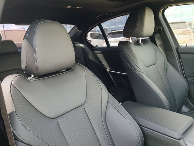 New 2026 BMW 330i Sedan w/ M Sport Package RWD image 17