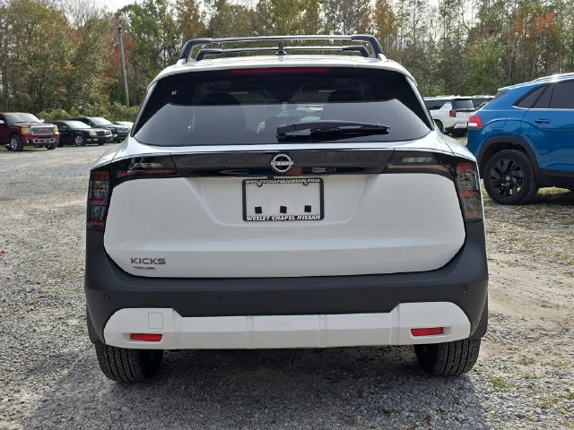 New 2026 Nissan Kicks SV w/ SV Premium Package FWD image 7