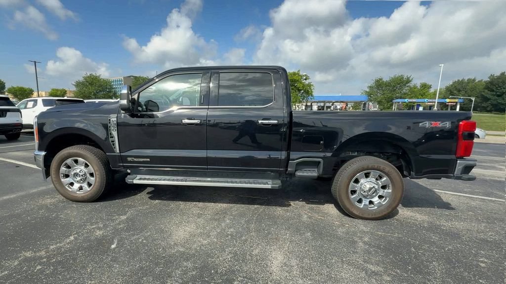 Used 2023 Ford F350 Lariat w/ Chrome Package AWD/4WD image 5
