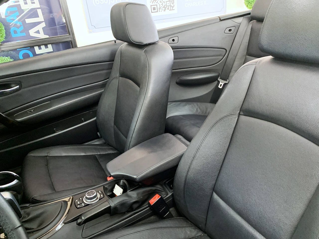 Used 2012 BMW 128i Convertible RWD image 12
