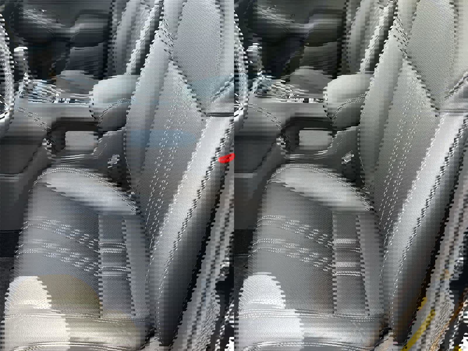 Used 2024 Honda HR-V EX-L image 11