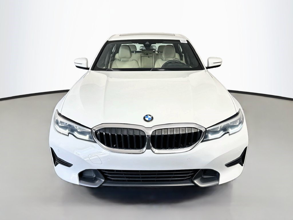Used 2022 BMW 330i Sedan w/ Driving Assistance Package RWD image 2
