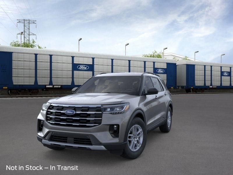 New 2026 Ford Explorer Active w/ Active Comfort Package image 2