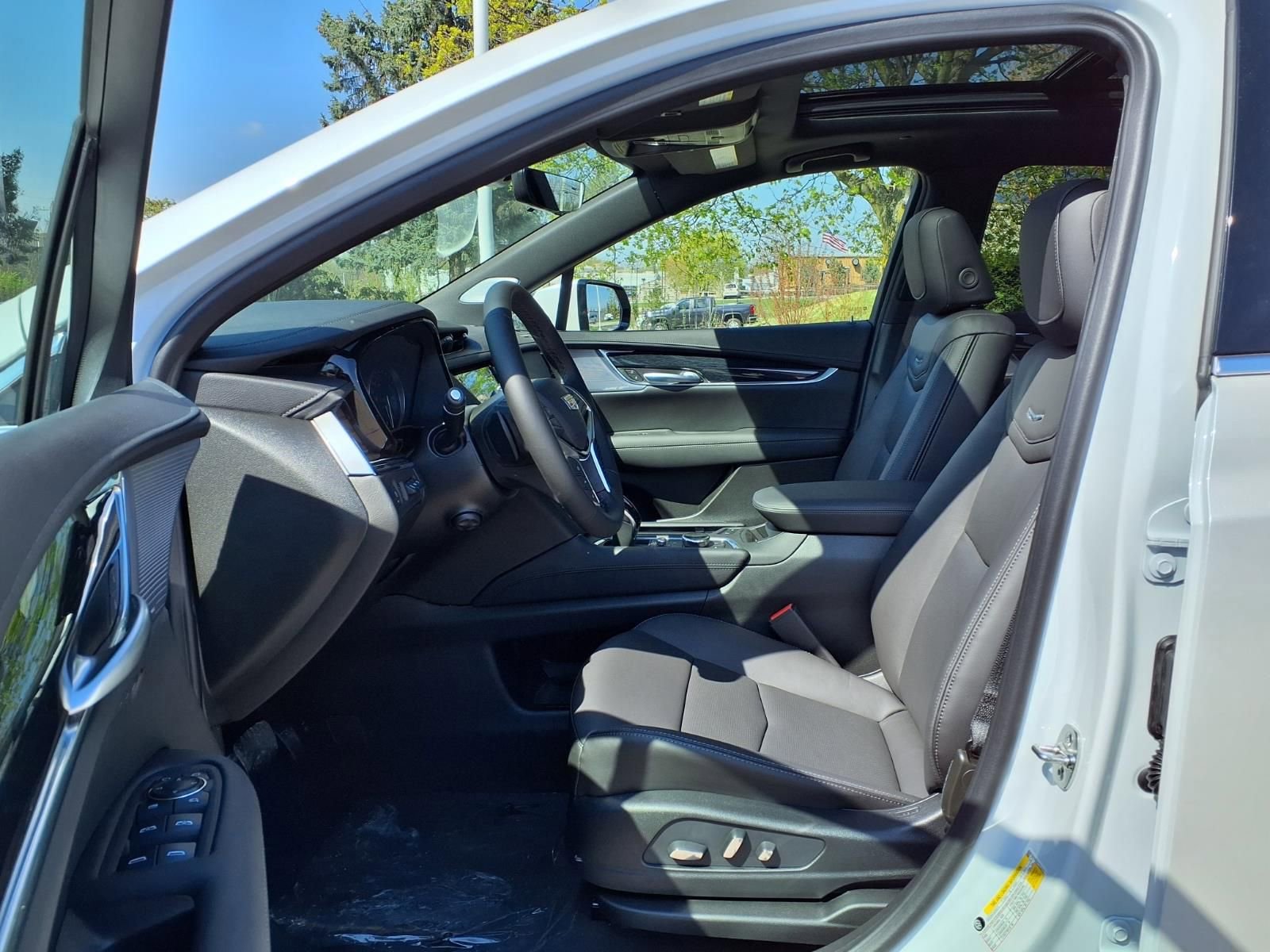 New 2026 Cadillac XT5 Premium Luxury image 14