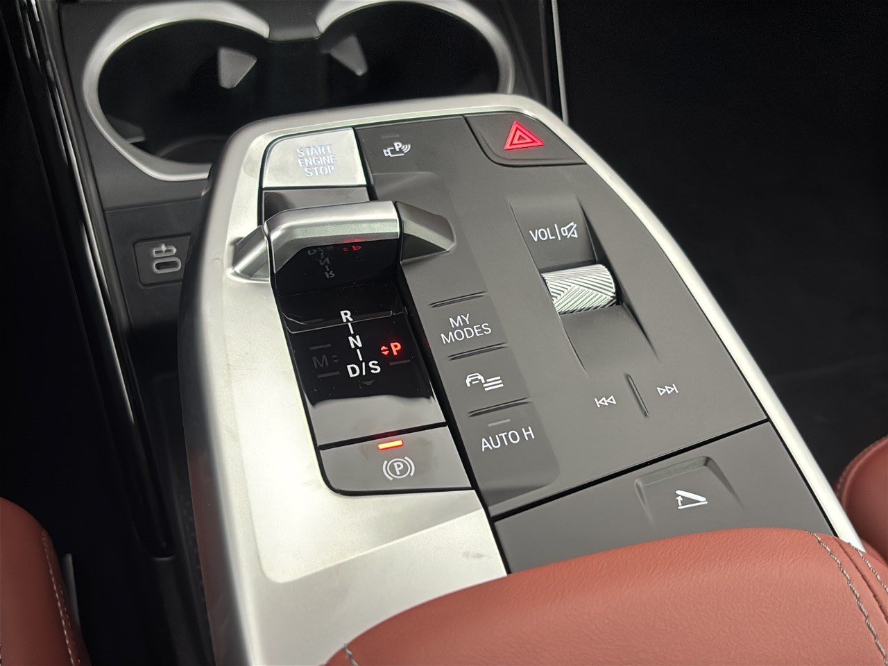 New 2027 BMW X2 xDrive28i AWD/4WD image 21