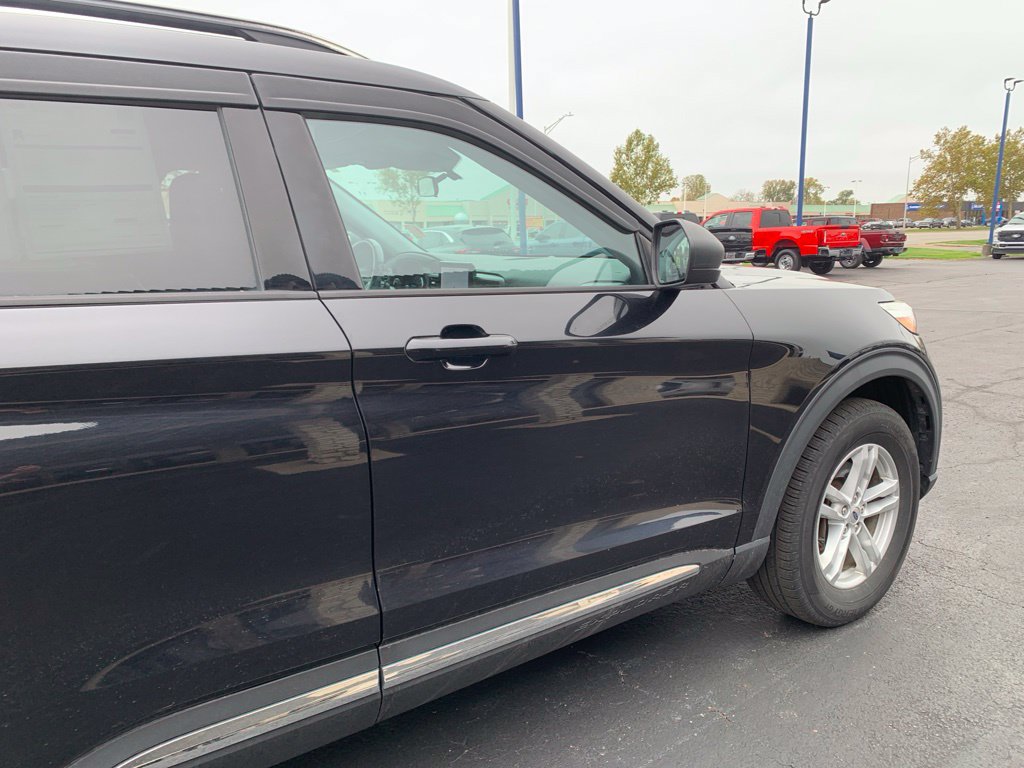 Certified 2021 Ford Explorer XLT w/ Equipment Group 202A AWD/4WD image 14