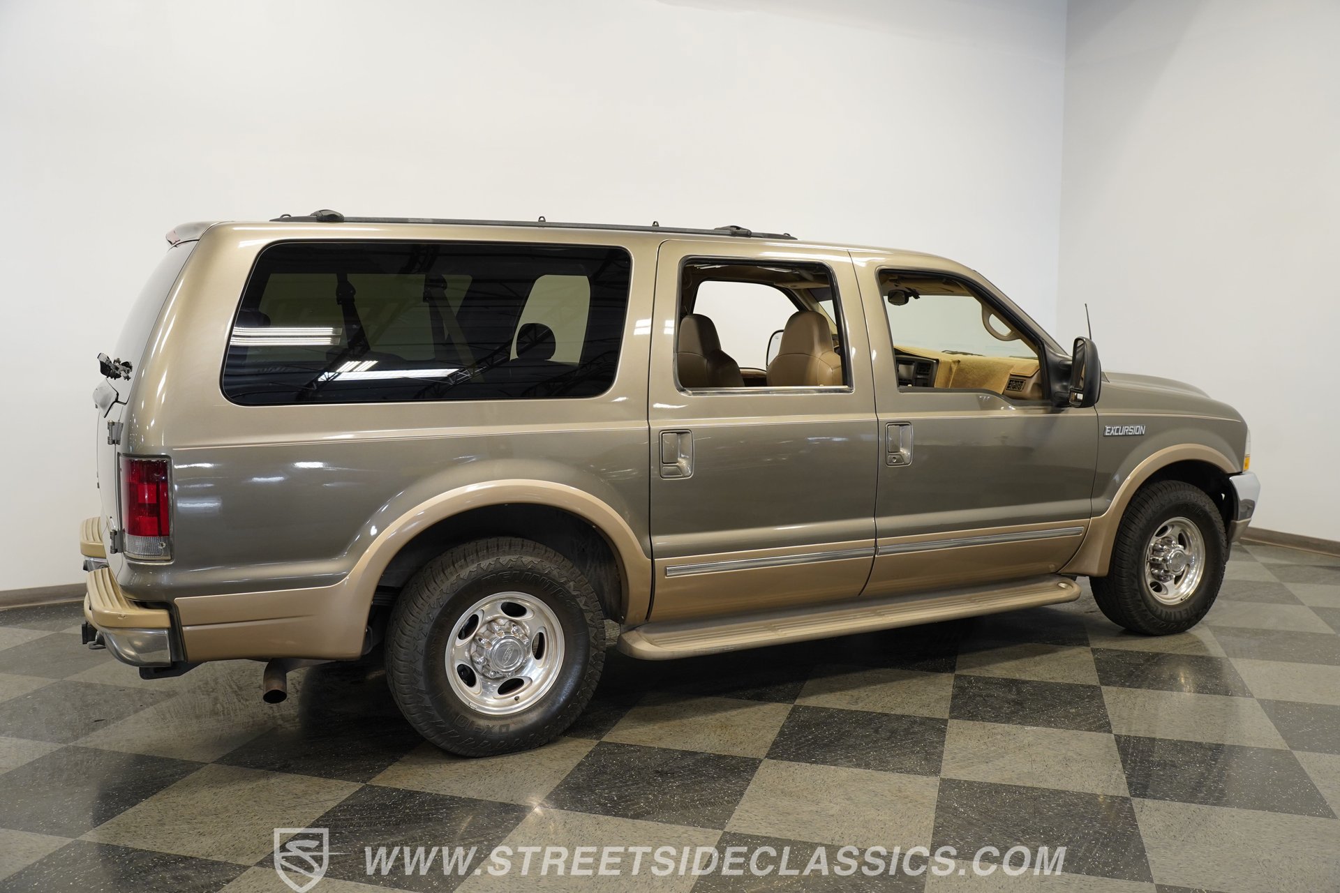 Used 2002 Ford Excursion Limited RWD image 14