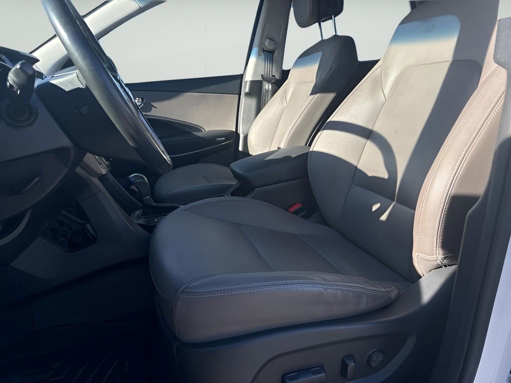 Used 2019 Hyundai Santa Fe XL FWD image 11