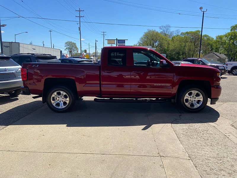 Used 2019 Chevrolet Silverado 1500 LT w/ All Star Edition AWD/4WD image 4