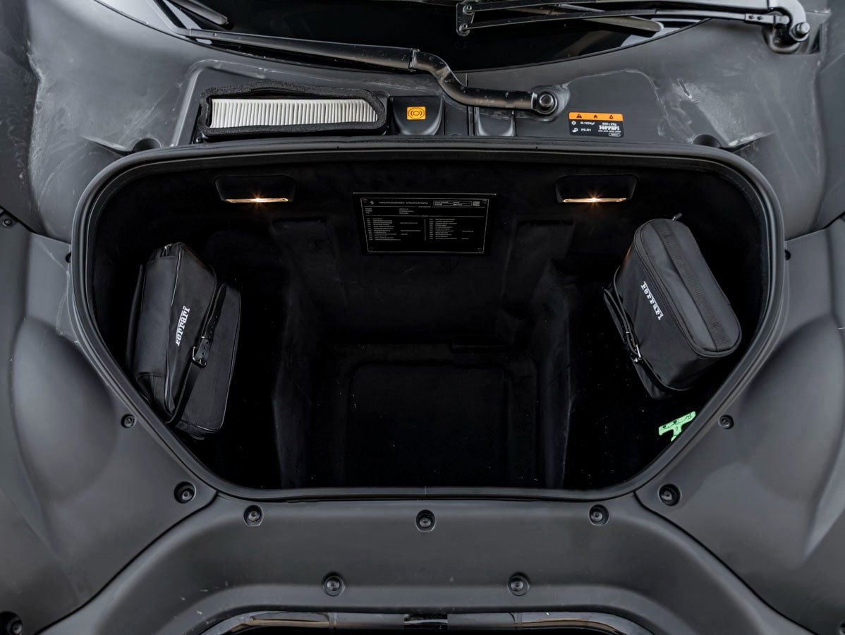 Used 2020 Ferrari 488 Pista Coupe image 33