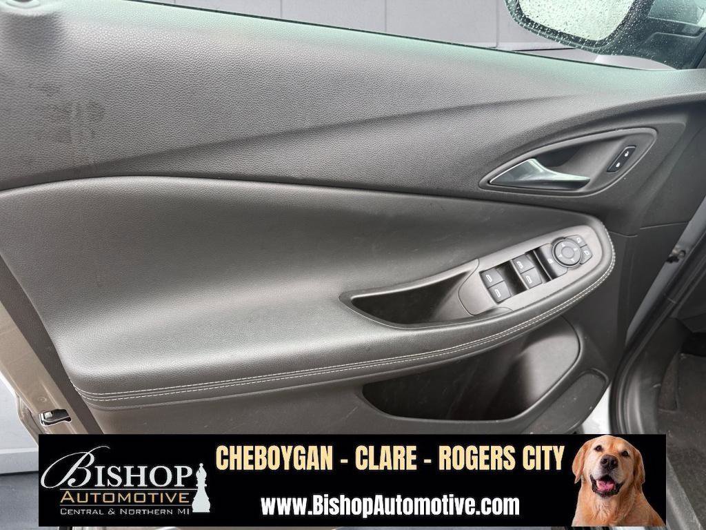 Used 2024 Buick Encore GX Sport Touring AWD/4WD image 21