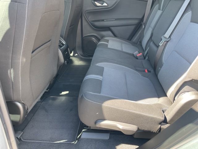 Used 2024 Chevrolet Blazer LT w/ Convenience Package FWD image 17