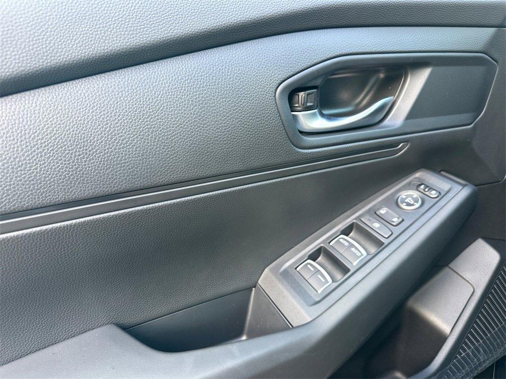 New 2025 Honda Accord LX image 31