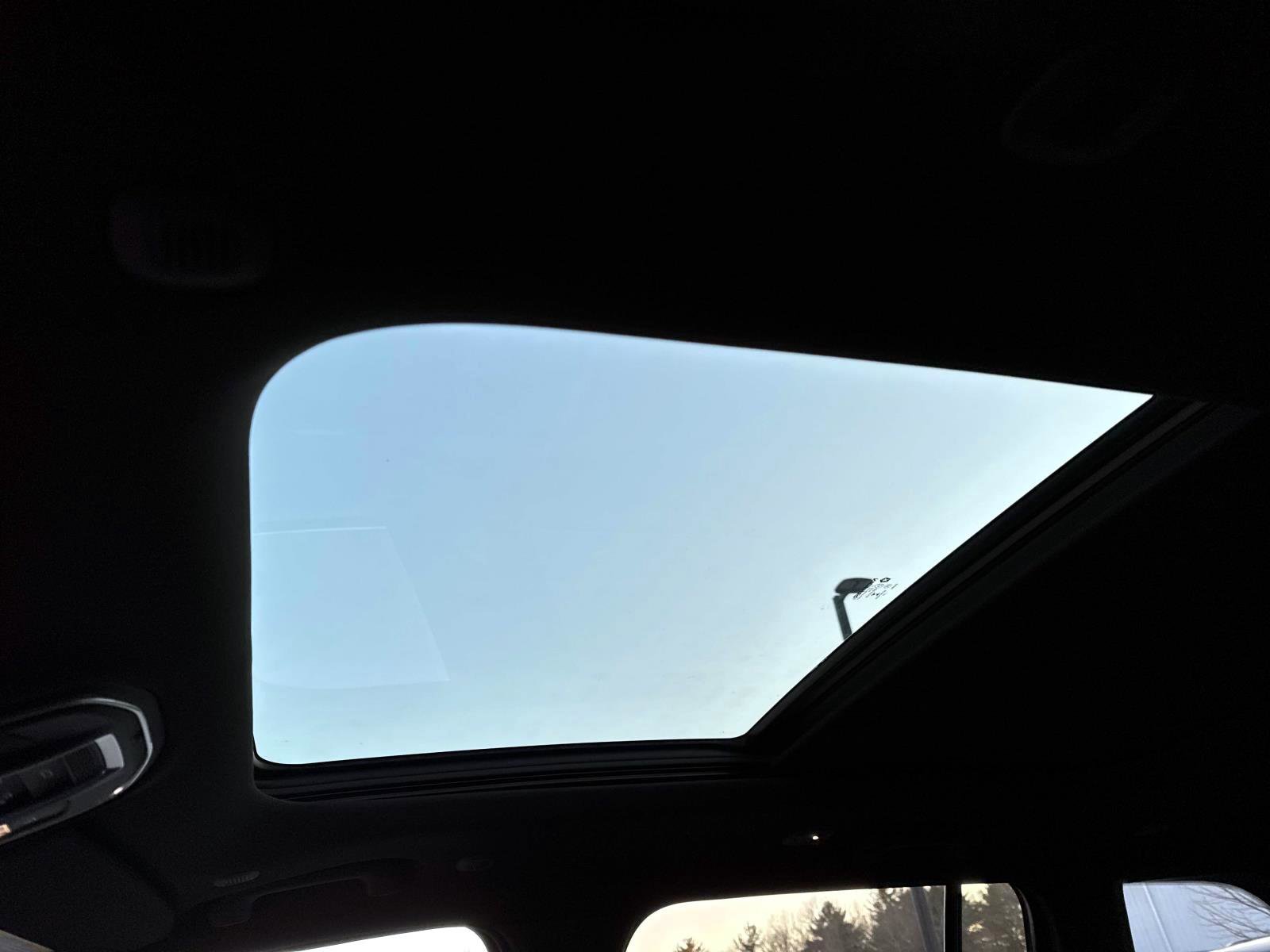 New 2025 Jeep Grand Cherokee Limited image 12