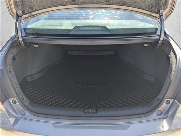 Used 2016 Honda Accord EX-L image 6