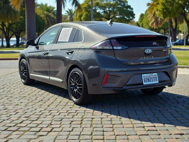 Used 2022 Hyundai Ioniq SEL image 7