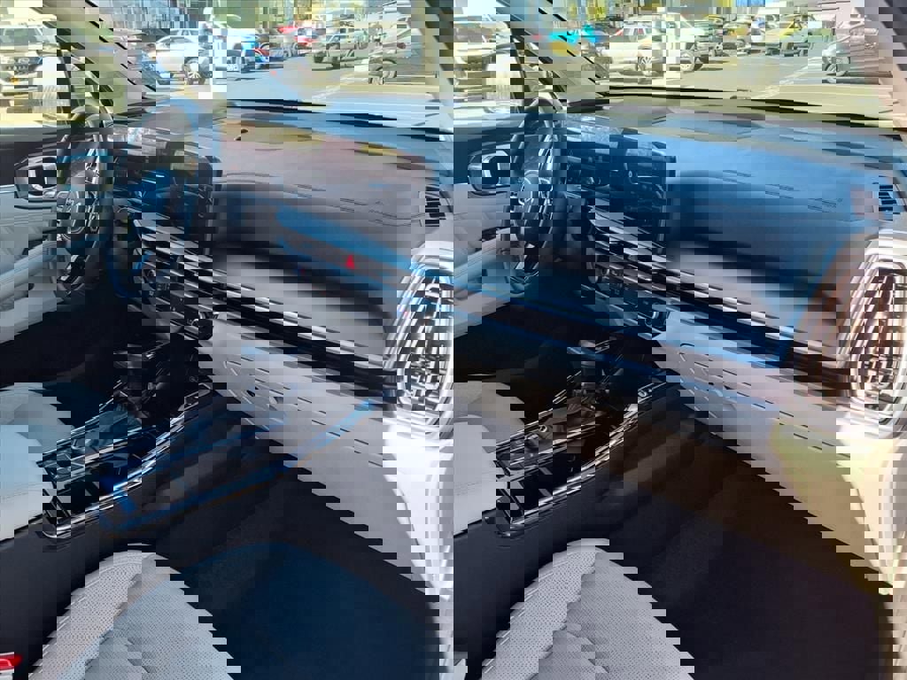 Used 2024 Kia Sorento SX image 18